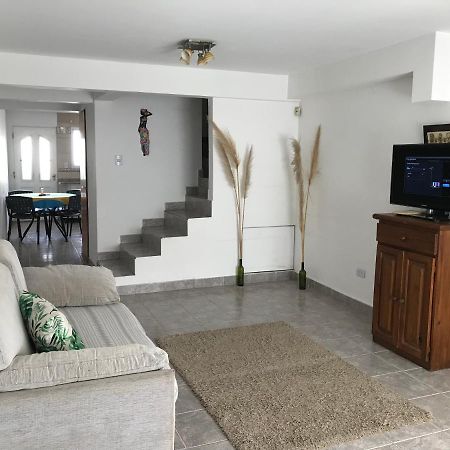 N0D1Sp0Nibl3 Villa Neuquén Buitenkant foto