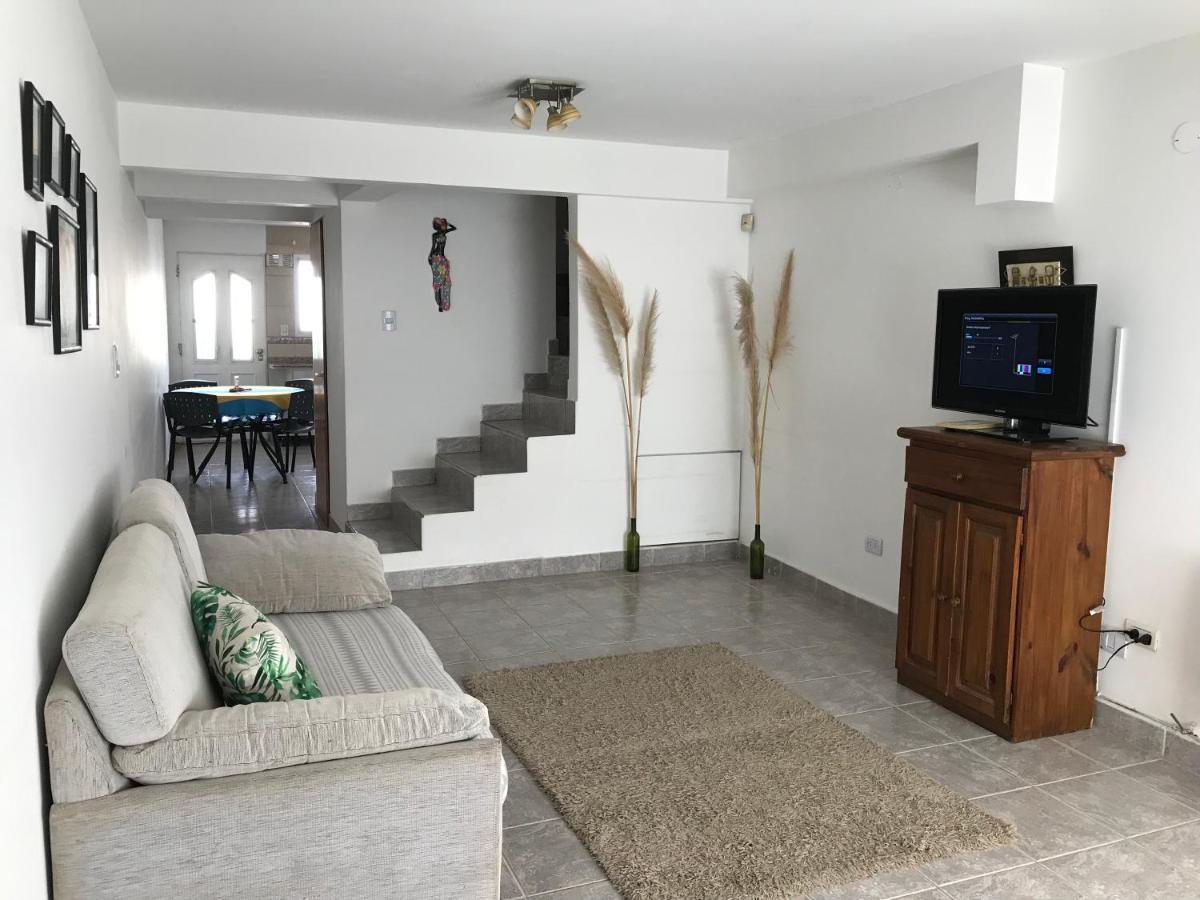 N0D1Sp0Nibl3 Villa Neuquén Buitenkant foto